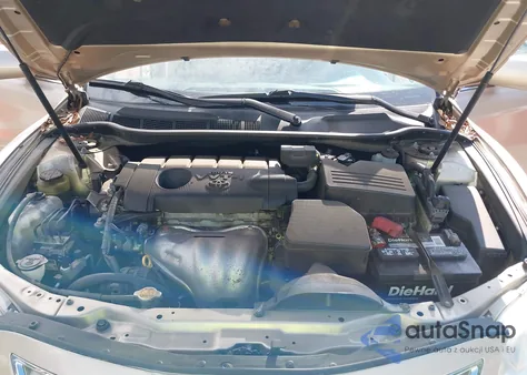 2010 Toyota Camry z USA, uszkodzony, nr VIN 4T1BF3EK5AU115086